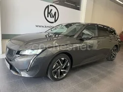 Gris / plata Usado 2023 Peugeot 308 Allure Familiar | 24.990 €