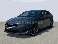 Negro Usado 2024 Kia Ceed Style Berlina | 21.995 € (Un poco caro)