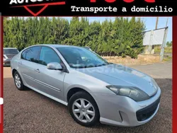 Gris / plata Usado 2010 Renault Laguna III Authentique Berlina | 5300 € (Precio justo)