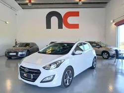 Blanco Usado 2015 Hyundai i30 Blackline Utilitario | 10.900 € (Precio justo)