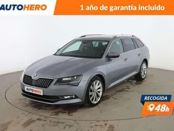 Gris Usado 2019 Skoda Superb Style Familiar | 20.599 € (Precio justo)