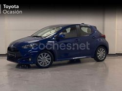 Azul Usado 2024 Toyota Yaris Hybrid Active Berlina | 22.200 € (Precio justo)