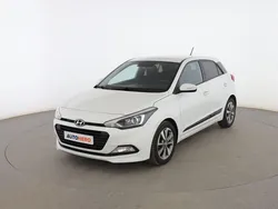 Blanco Usado 2017 Hyundai i20 Utilitario | 12.299 € (Precio justo)
