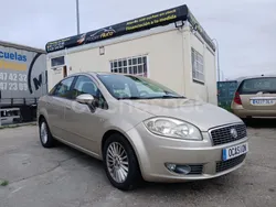 Gris / plata Usado 2008 Fiat Linea Dynamic Berlina | 3499 € (Buen precio)