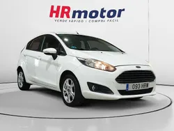Blanco Usado 2013 Ford Fiesta Trend Utilitario | 6990 € (Precio justo)