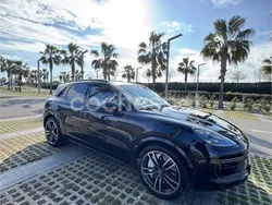 Azul Usado 2018 Porsche Cayenne Turbo SUV | 61.990 €
