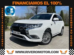 Blanco Usado 2018 Mitsubishi Outlander P-HEV SUV | 18.990 € (Precio justo)
