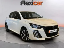 Blanco Usado 2024 Peugeot 208 Active Utilitario | 14.390 € (Precio justo)