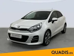 Blanco Usado 2017 Kia Rio Berlina | 10.500 € (Precio justo)