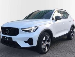 Blanco Nuevo 2025 Volvo XC40 Plus SUV | 42.000 € (Precio justo)