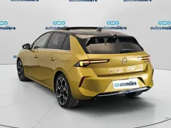 Amarillo Usado 2022 Opel Astra Ultimate Berlina | 23.480 € (Precio justo)