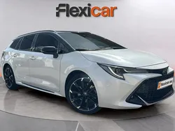 Blanco Usado 2022 Toyota Corolla Sport Berlina | 26.490 € (Un poco caro)