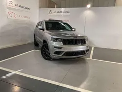 Plateado Usado 2018 Jeep Grand Cherokee SUV | 39.900 € (Un poco caro)