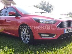Rojo Usado 2015 Ford Focus Titanium Berlina | 7400 € (Precio justo)