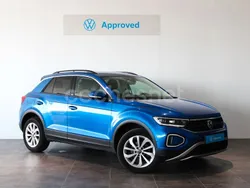 Azul Usado 2024 VW T-Roc Life SUV | 30.990 € (Caro)