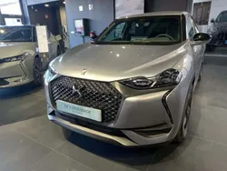 Gris Usado 2021 DS Automobiles DS3 Crossback Performance SUV | 34.900 €