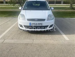 Blanco Usado 2007 Ford Fiesta Trend Utilitario | 3300 € (Precio justo)