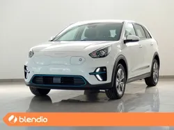 Blanco Usado 2022 Kia e-Niro 3 SUV | 33.190 €