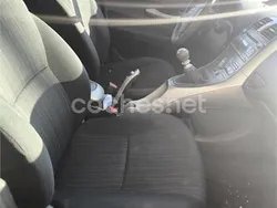 Gris / plata Usado 2007 Toyota Auris Luna Berlina | 4000 € (Precio justo)