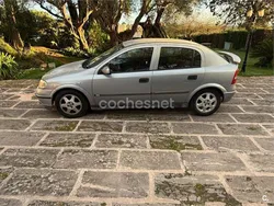 Gris / plata Usado 2001 Opel Astra Comfort Berlina | 800 € (Super precio)