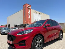 Rojo Usado 2022 Ford Kuga ST-Line SUV | 18.950 € (Buen precio)