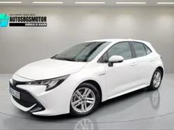 Blanco Usado 2020 Toyota Corolla Active Berlina | 20.990 € (Un poco caro)