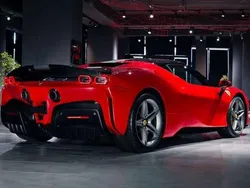 Rojo Nuevo 2024 Ferrari SF90 Coupe | 595.000 €