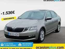 Beige Usado 2019 Skoda Octavia Ambition Utilitario | 15.364 € (Precio justo)
