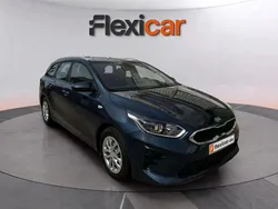 Azul Usado 2019 Kia Ceed Familiar | 11.890 €