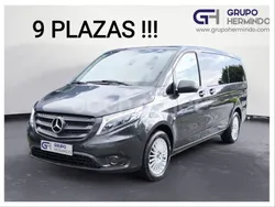 Mercedes V220