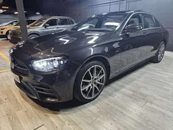 Gris Usado 2021 Mercedes E300 Berlina | 37.800 € (Precio justo)