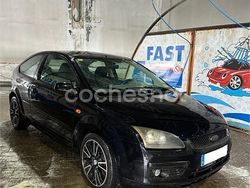 Negro Usado 2005 Ford Focus Sport Berlina | 2500 € (Precio justo)