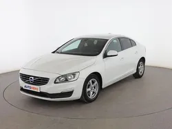 Blanco Usado 2015 Volvo S60 Momentum Berlina | 12.099 € (Precio justo)