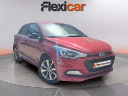 Rojo Usado 2018 Hyundai i20 Berlina | 10.490 € (Precio justo)