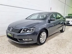 Gris Usado 2014 VW Passat Advance Berlina | 13.800 € (Precio justo)