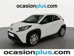 Blanco Usado 2023 Toyota Aygo X Play SUV | 12.682 €