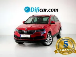 Rojo Usado 2019 Skoda Karoq Ambition SUV | 20.490 € (Precio justo)