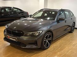 Gris Usado 2021 BMW 318 Familiar | 25.900 € (Precio justo)
