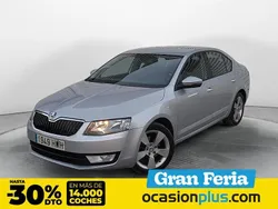 Gris Usado 2014 Skoda Octavia Elegance Berlina | 11.700 € (Precio justo)