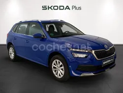 Azul Usado 2023 Skoda Kamiq Ambition SUV | 18.590 € (Precio justo)