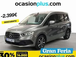 Gris Usado 2023 Mercedes 180 Berlina | 23.991 € (Precio justo)