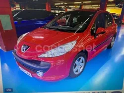 Rojo Usado 2009 Peugeot 207 Sport Berlina | 3999 € (Precio justo)