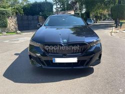 Azul Usado 2024 BMW 530e M Sport Familiar | 67.000 €