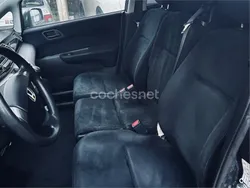 Honda FR-V