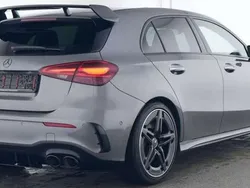Gris Usado 2023 Mercedes A45 AMG AMG Utilitario | 76.900 €