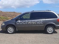 Gris / plata Usado 2007 Chrysler Voyager Monovolumen | 750 €