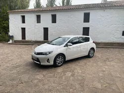 Blanco Usado 2014 Toyota Auris Active Berlina | 12.500 € (Precio justo)