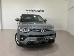 Gris / plata Usado 2023 Ssangyong Tivoli SUV | 17.999 € (Un poco caro)