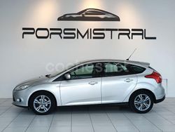 Gris / plata Usado 2014 Ford Focus Berlina | 7500 € (Precio justo)