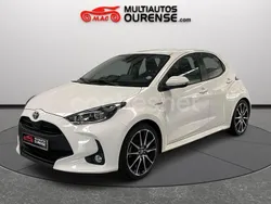 Blanco Usado 2021 Toyota Yaris Hybrid Style Berlina | 19.990 € (Precio justo)